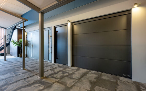 Buitink Deventer garagedeuren en voordeuren